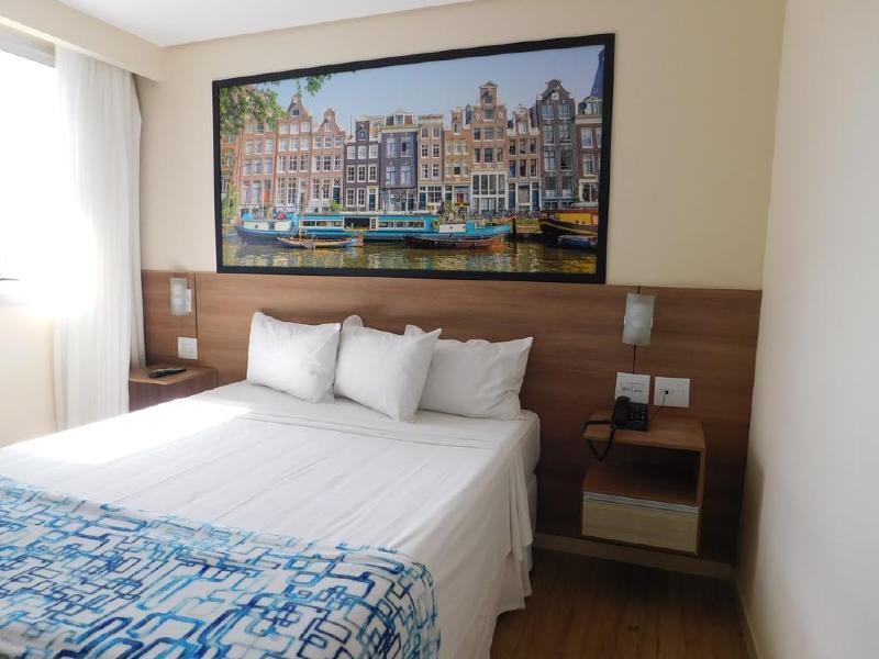 Hotel Amsterdam Montes Claros Εξωτερικό φωτογραφία