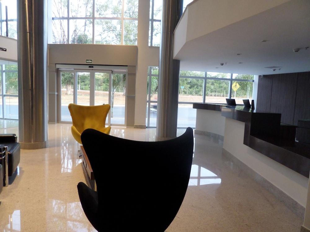 Hotel Amsterdam Montes Claros Εξωτερικό φωτογραφία