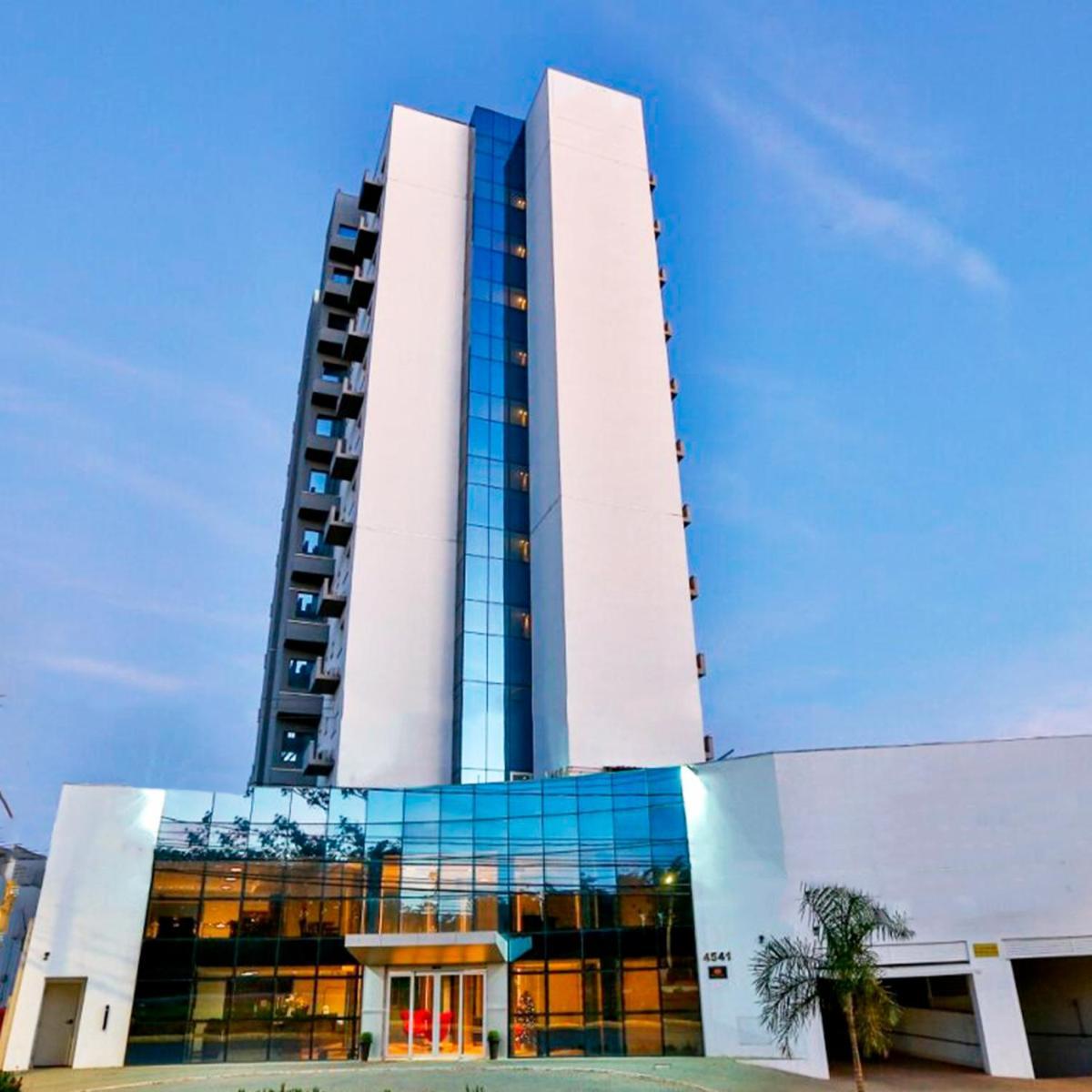 Hotel Amsterdam Montes Claros Εξωτερικό φωτογραφία